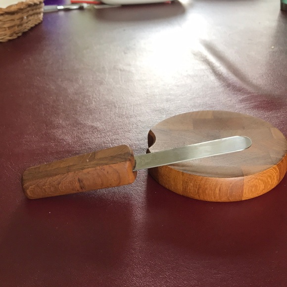 Mid Century Dansk Cheeseboard Set - Picture 2 of 4